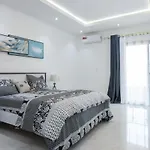 Residence Zeyna Ngor Almadies, Dakar, Senegal- Appart 3 Chambres, 3 Salles De Bain